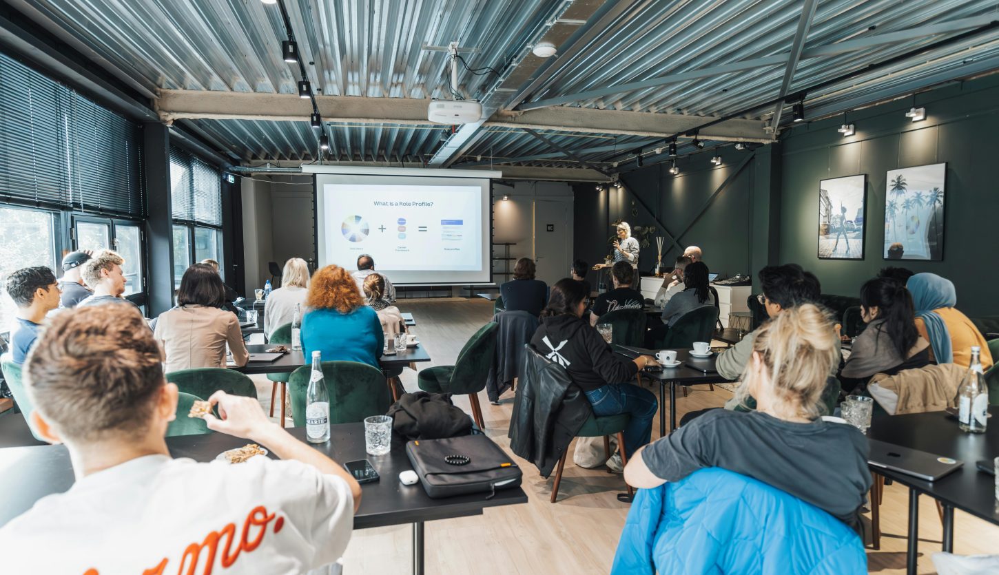 pexels-bertellifotografia-18999556